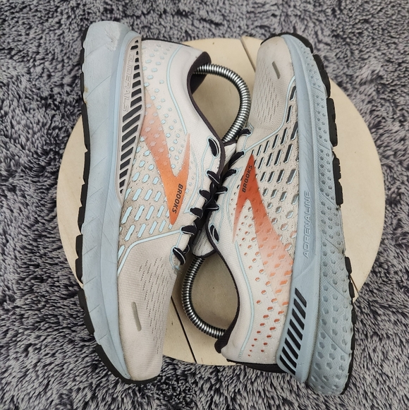 Brooks Adrenaline GTS 21 Running Shoes, White/Blue, Women's Size 8 - Picture 6 of 9